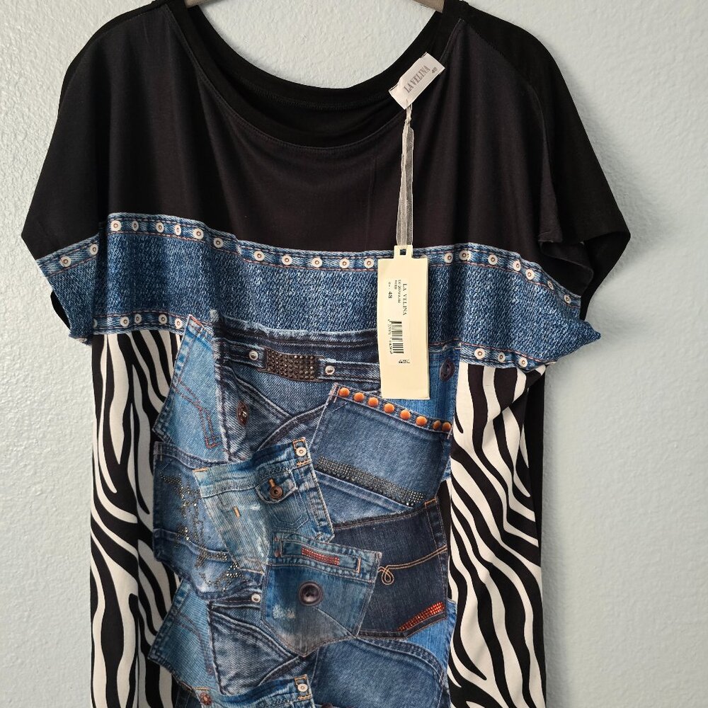 NWT embellished with leather and black stones Tshirt